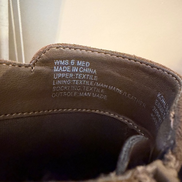 Taupe Ankle Boots Women’s size 6 - Picture 4 of 4